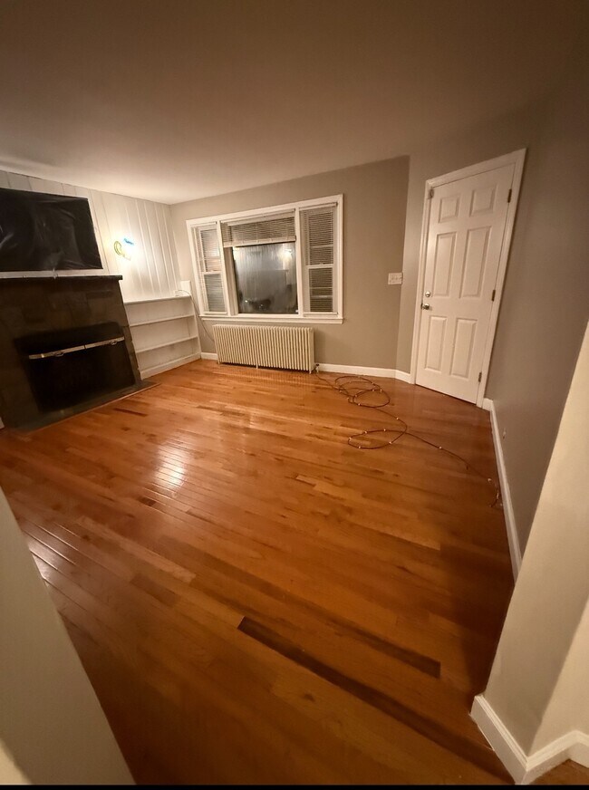 Photo - 24 Paragon Ln