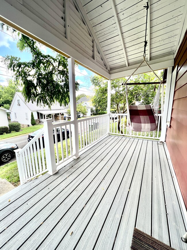 Photo - 712 Madison Ave