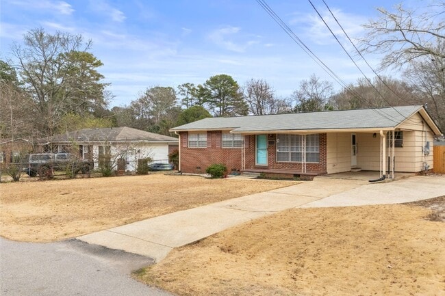 Photo - 1558 Emily Ave