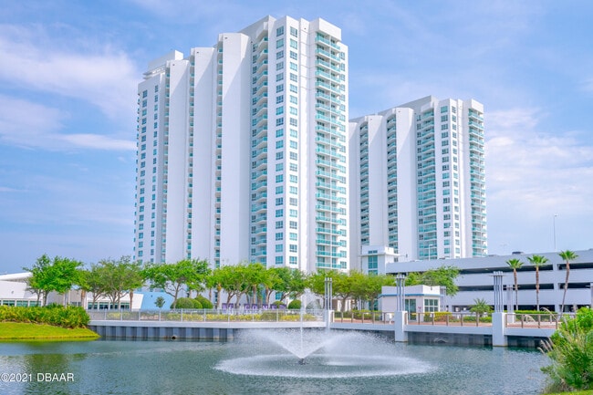 Building Photo - 241 Riverside Dr Unit 1106