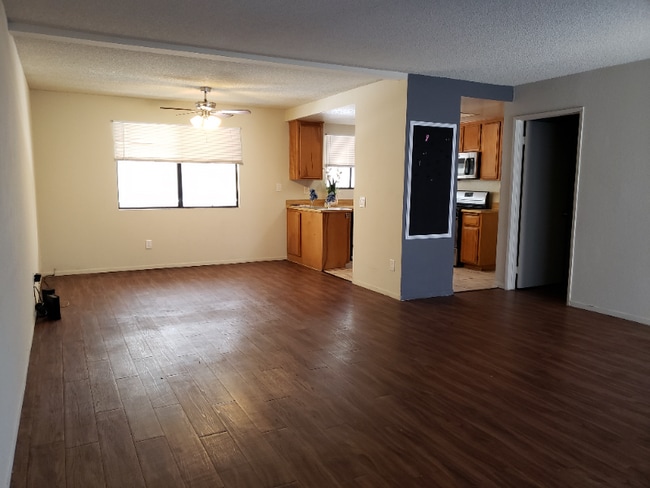 Photo - 514 Coronado Ave Unidad #B