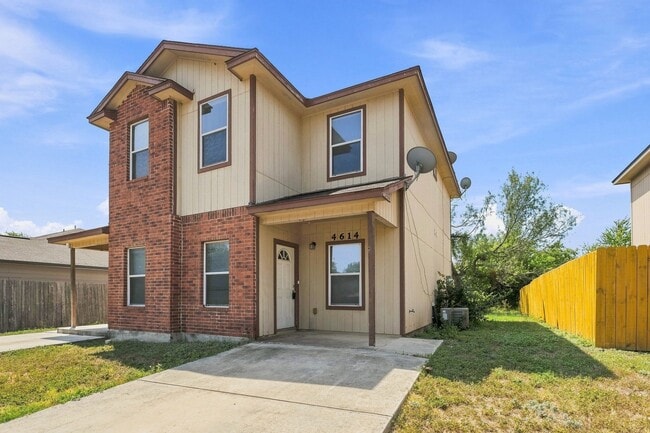 Photo - 4614 Swann Ln