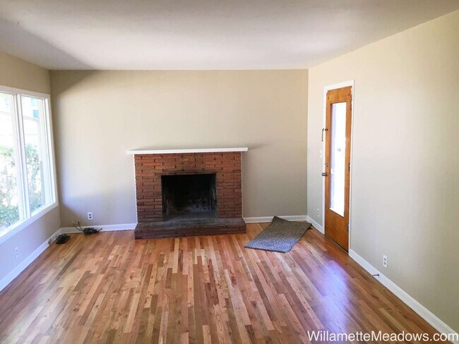 Photo - 3 Bedroom 1 Bath Great Neighborhood!!