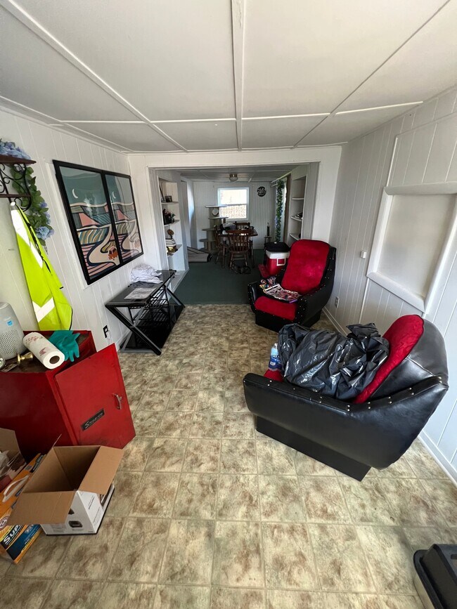 Photo - 12949 North St