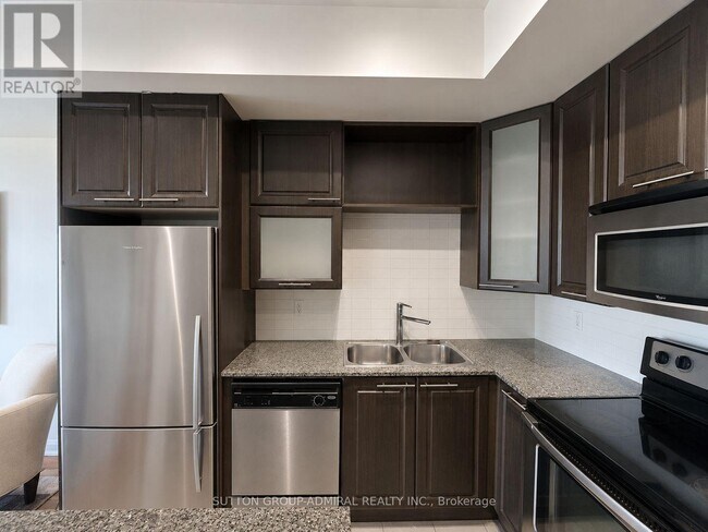 Photo - 500 Sherbourne St Unit 1205