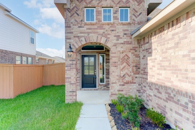 Photo - 1225 Red Hills Dr