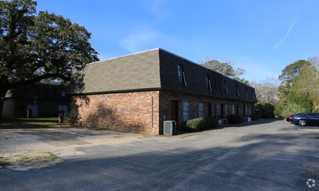 Palm Oaks Townhomes - Palm Oaks Townhomes