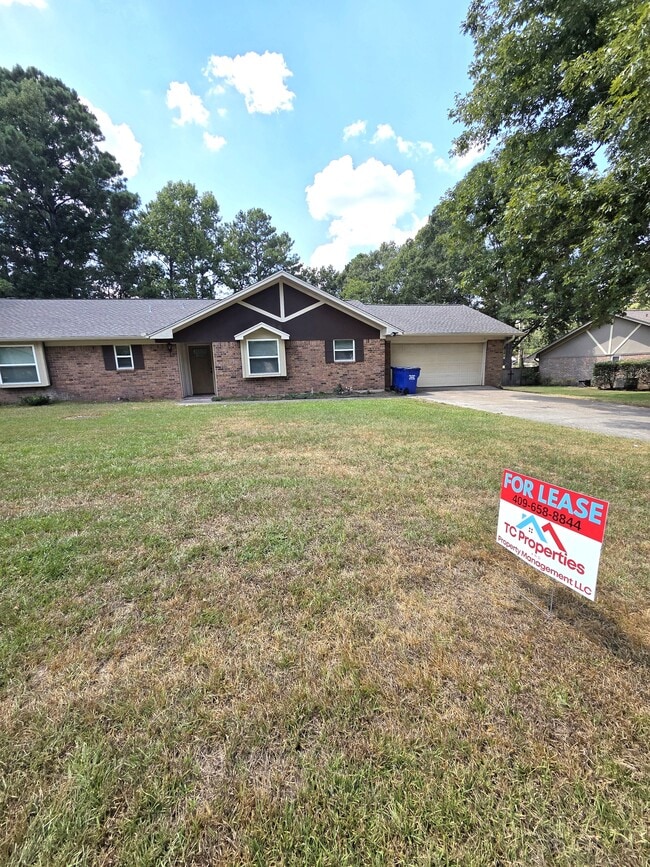 Photo - 119 Merry Mark Dr