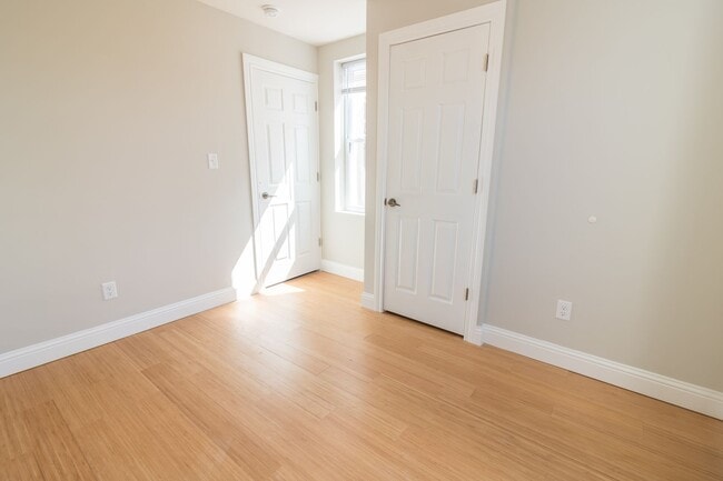 Photo - 104 N 60th St Unit 2F