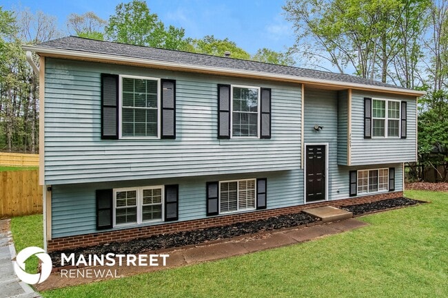 Photo - 2005 Shenandoah Rd