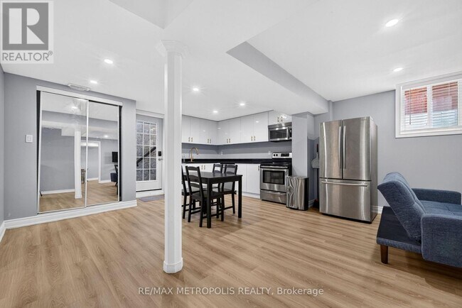 Photo - 337 Old Harwood Ave