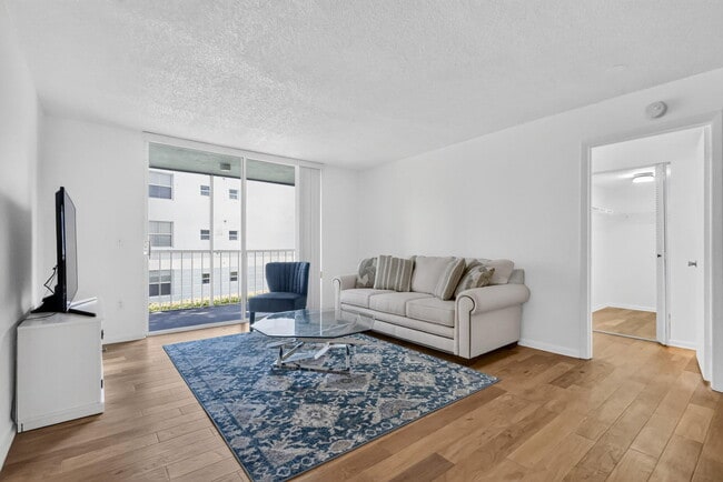 Photo - 5936 Morningstar Cir Unit 205