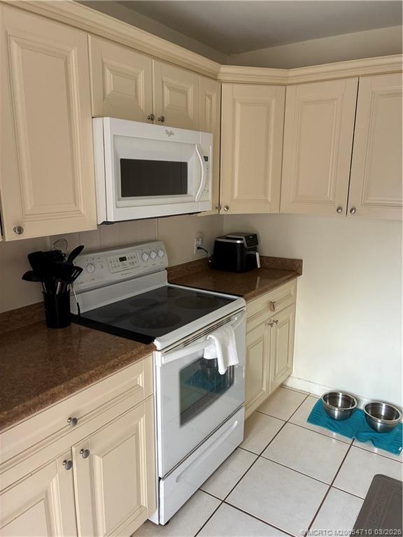 Photo - 2992 SW Sunset Trace Cir