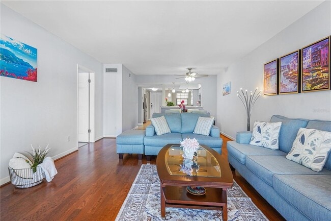Photo - 1750 Belleair Forest Dr Unidad C20