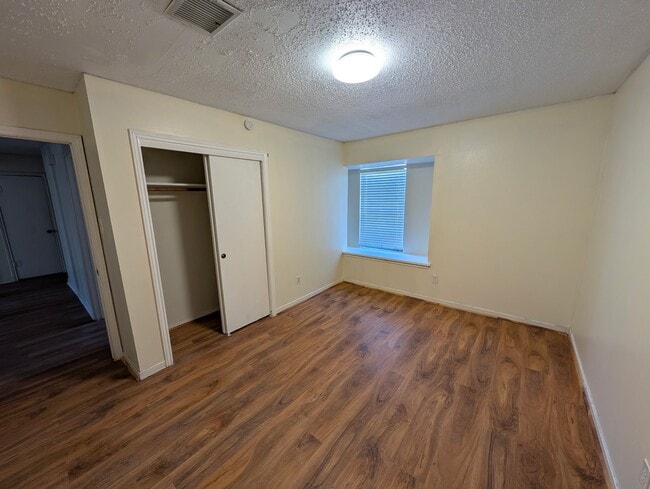 3138 Windmill St