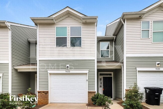 9422 Village View Ct NW