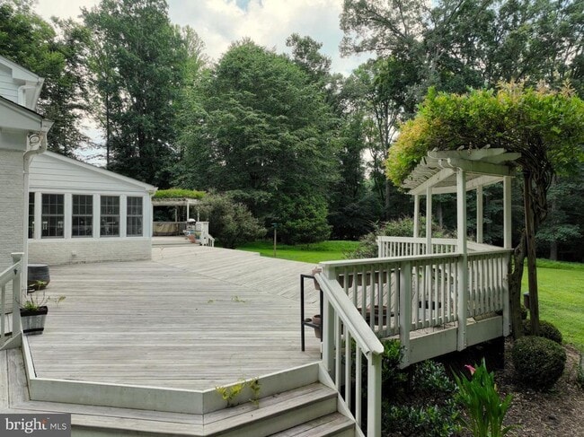 629 Utterback Store Rd