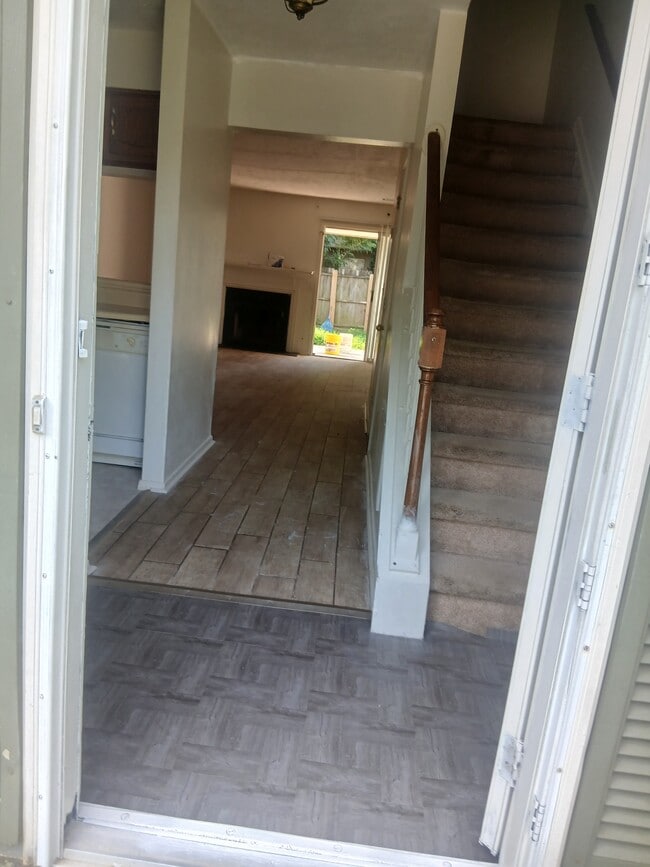 Building Photo - 1486 Inverness Dr