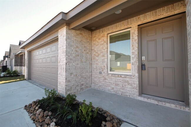 Building Photo - 16839 Sangiovese Dr