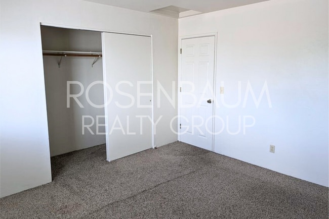 Photo - 3080 Bob Ct Unidad D