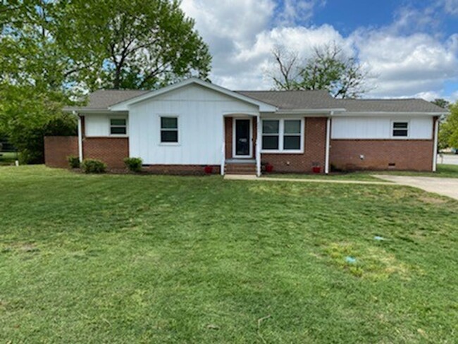 Spacious 3 bedroom 1.5 bathroom in Rock Hill - Spacious 3 bedroom 1.5 bathroom in Rock Hill Casa