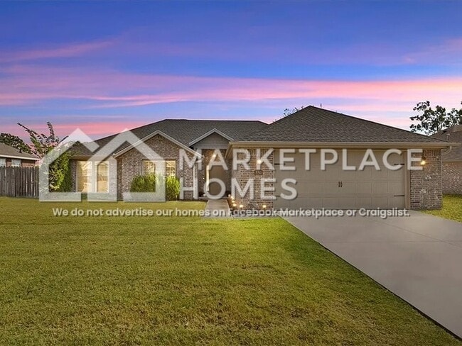 Building Photo - 550 Timber Ridge St