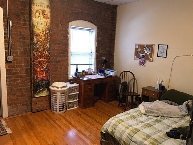 Photo - 79 Hawley St