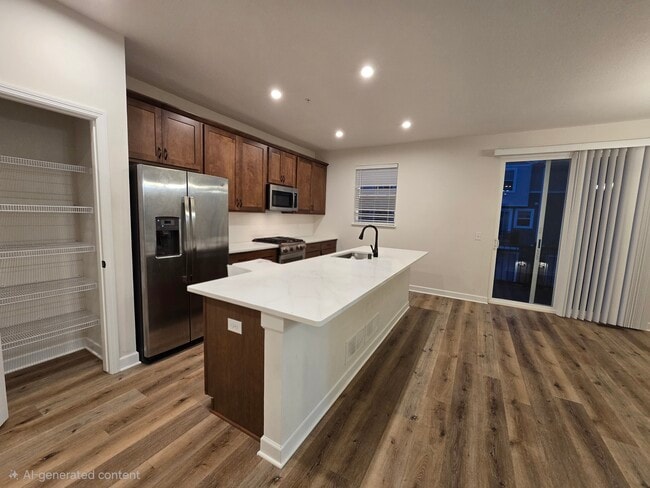 Photo - 851 Roselyn Dr