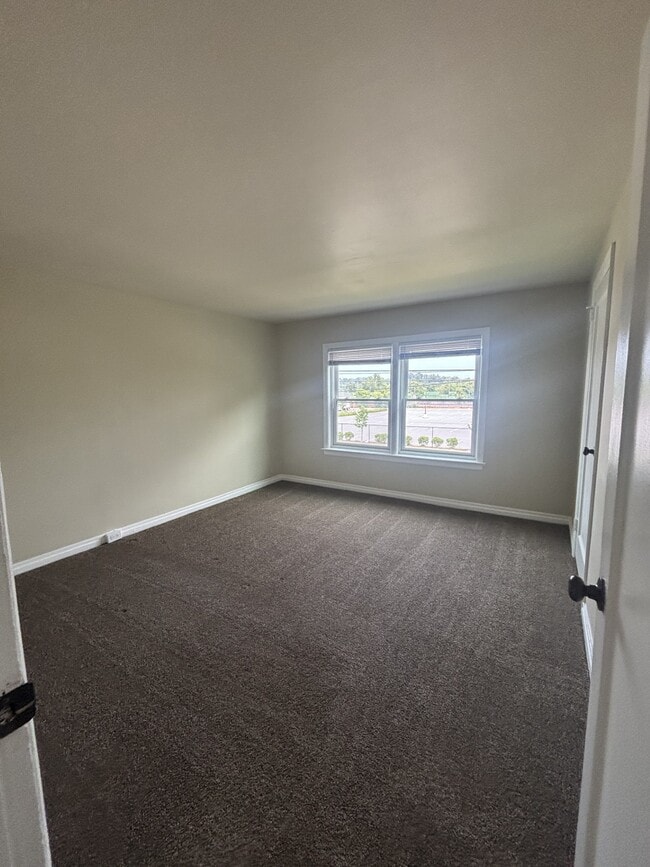 Building Photo - 2616 N 7th St Rental