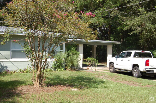 Main View - 5461 N River Rd Rental