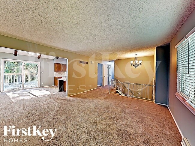 Photo - 5906 NW Walnut Creek Dr