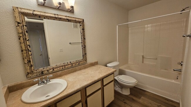 Photo - Arbors 2 Bedroom/2 Bath Condo New Flooring and Paint!