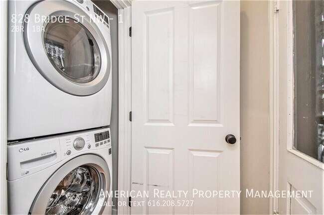 Photo - 828 Bridge St NW Unit 1