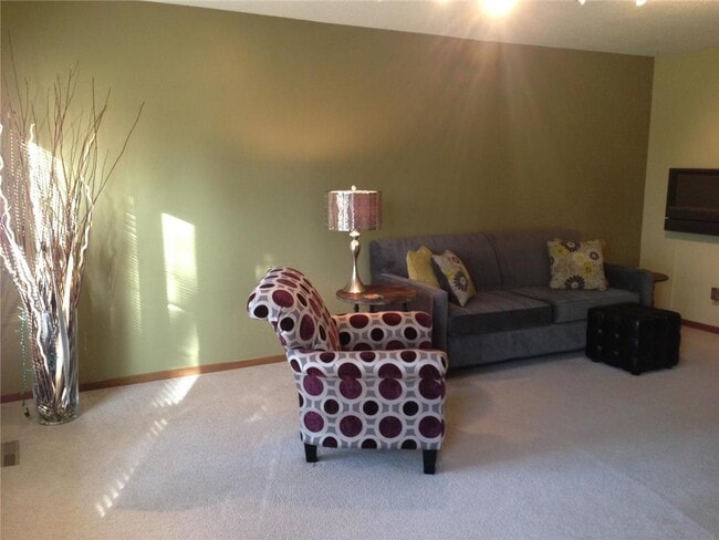 Photo - 10906 Quebec Ave S