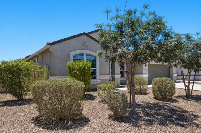 Photo - 44587 W Palo Amarillo Rd