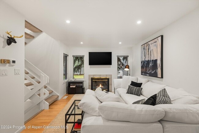 Photo - 814 W Bleeker St Unit D1