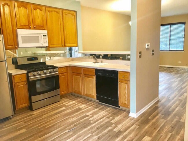 Photo - 3009 Kentshire Cir