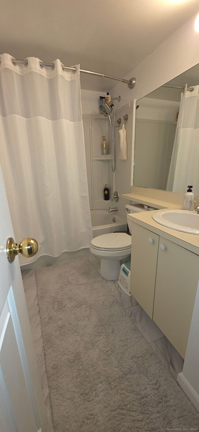 Building Photo - 97 Highland Rd Unit 97