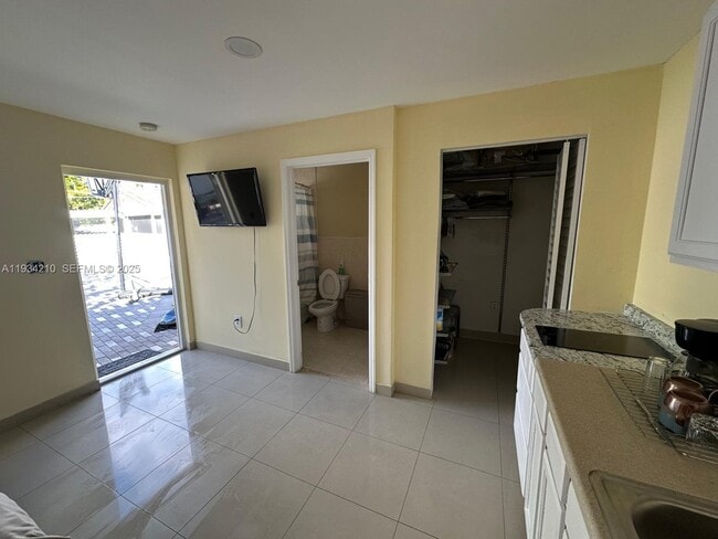 Photo - 5440 SW 101st Ave