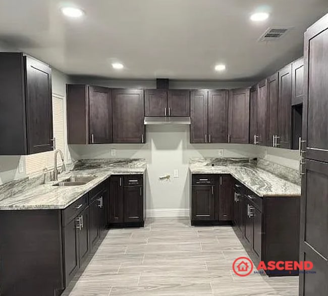 Photo - Beautiful 3 Berrom Home Off Manor St.