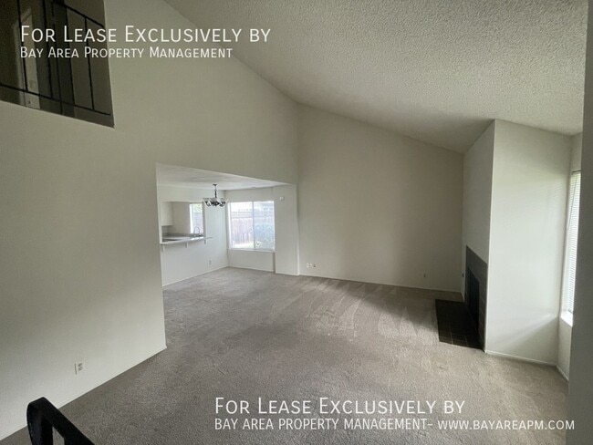 Photo - 755 Vespucci Ln