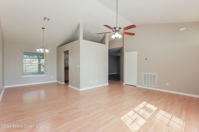 Photo - 3780 6th Ln House