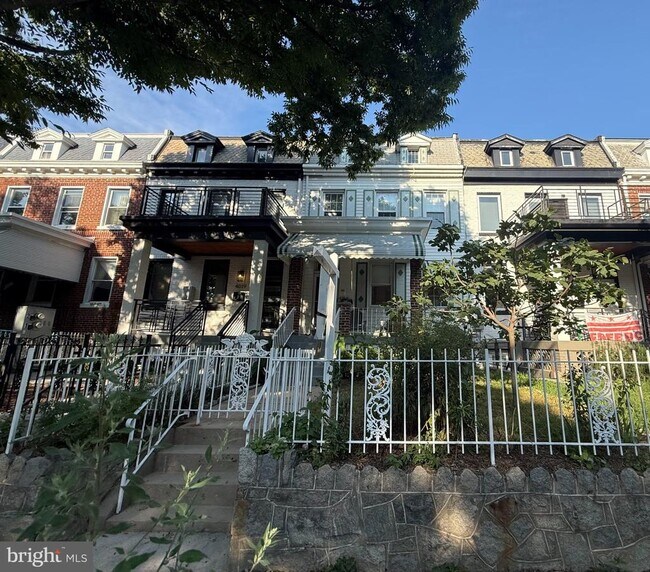 Photo - 4017 Illinois Ave NW