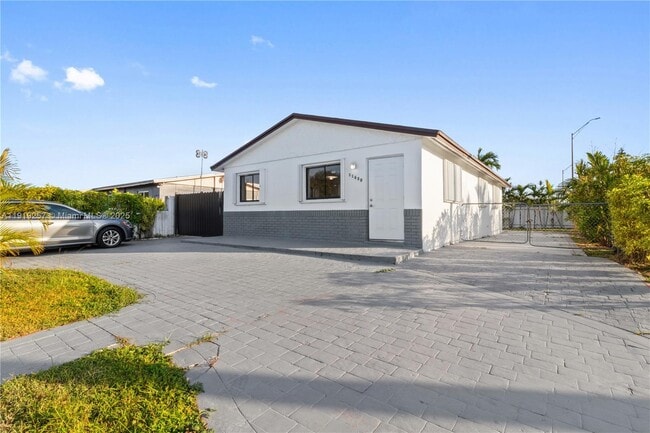 Building Photo - 11630 SW 178th Terrace