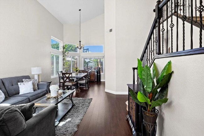 Photo - 3718 Via Las Villas