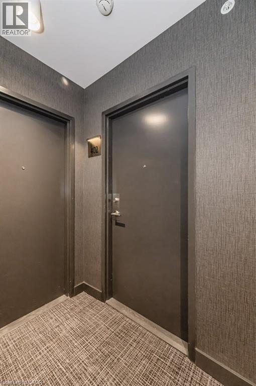 Photo - 85 Duke St W Unité 402