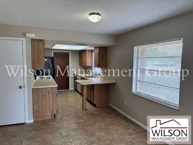 Photo - 701 Kings Cove Ct