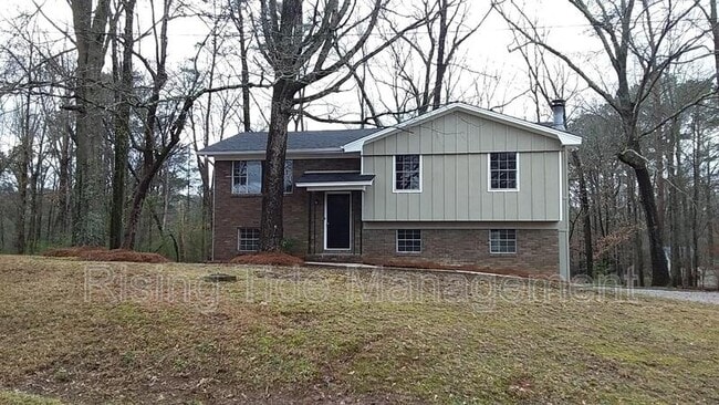 Building Photo - 5500 Crestview Dr