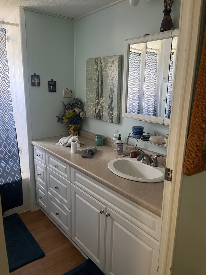 Photo - 110 Amber Ave