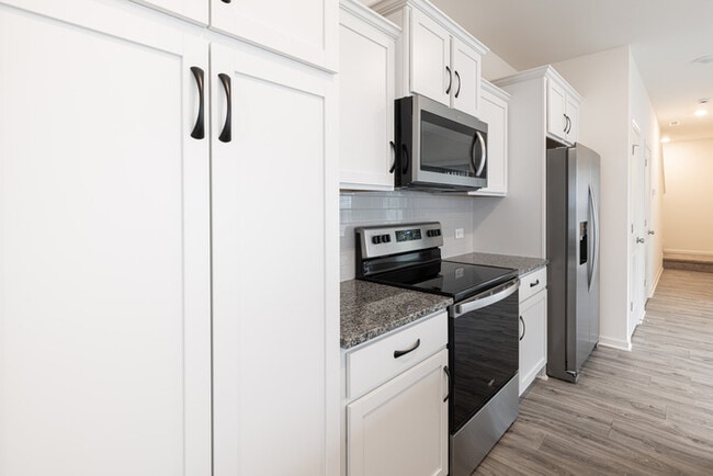 Photo - 3 Bedroom Townhome Main Street Pineville - MOVE IN SPECIAL